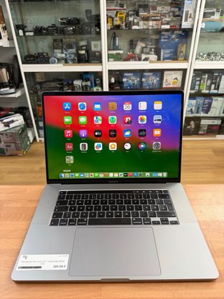 MacBook Pro 16” 2019 i7 16GB RAM 500GB SSD