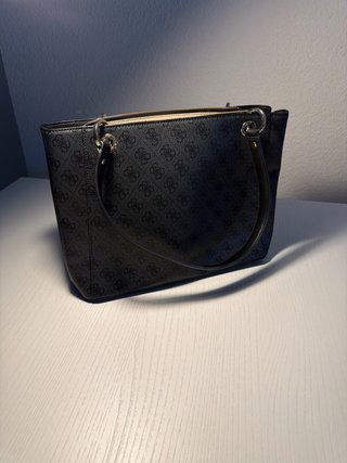 Bolso Negro Guess