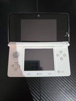 Nintendo 3DS + 40 juegos