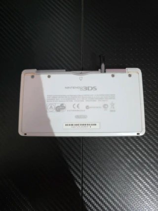 Nintendo 3DS + 40 juegos