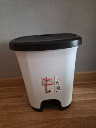 Cubo de Basura PlasticForte 27 Litros