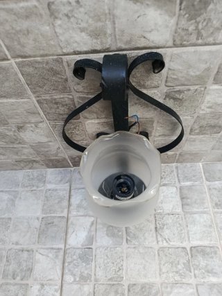Lámpara de pared rústica