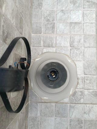 Lámpara de pared rústica