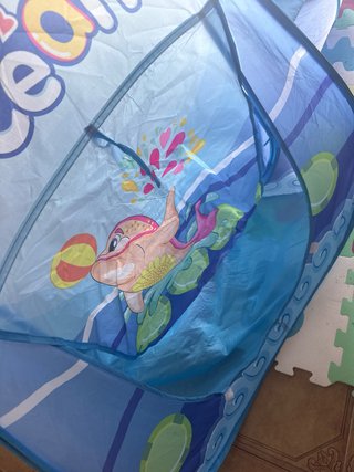 Parque de Juegos con Túnel y Bolas