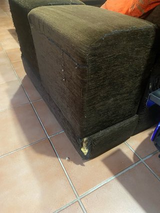Sofá chaise longue eléctrico marrón y naranja
