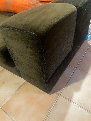 Sofá chaise longue eléctrico marrón y naranja
