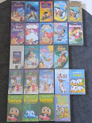 Lote de 45 Cintas VHS Disney, Warner Bros y otros