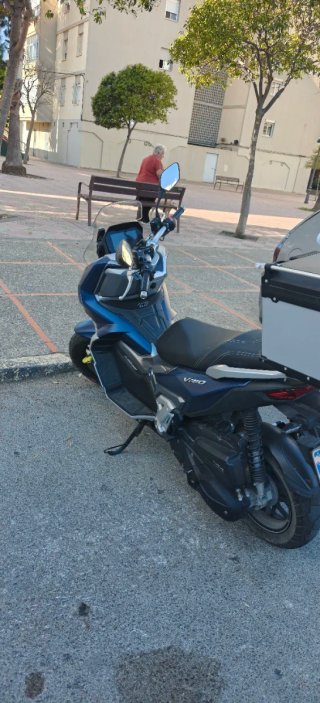 Motor Hispania 125cc Maxi Scooter Azul/Plata