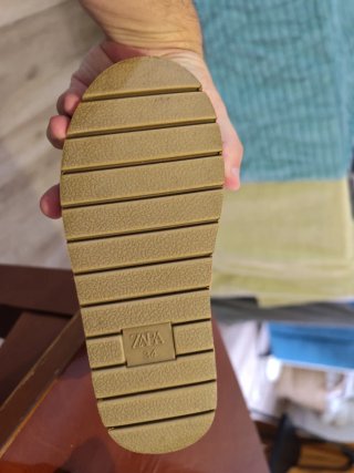 Botas Zara niña talla 34.