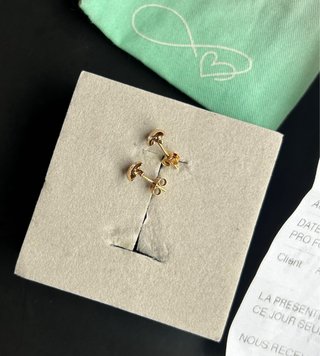 Pendientes oro 18k manzana con circonita