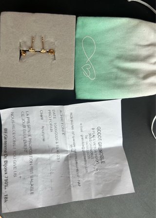 Pendientes oro 18k manzana con circonita
