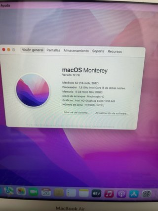 MacBook Air 2017 I5 / 8GB RAM 256GB SSD