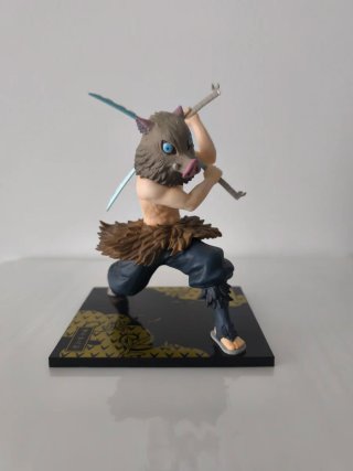 Figura Inosuke Hashibira