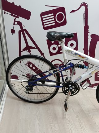 Bicicleta Paseo Kinley Funn V Brakes System Blanca Y Azul 26