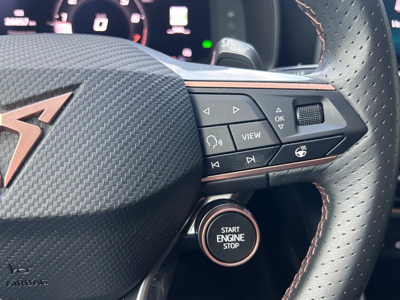 Cupra León 2025, foto 24