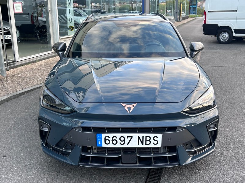 Cupra León 2025, foto 5