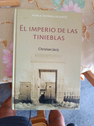 El imperio de las tinieblas - La reina Libertad