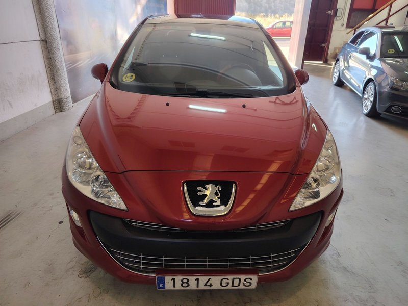 Peugeot 308 1.6 HDI Premium FAP 2008, foto 2