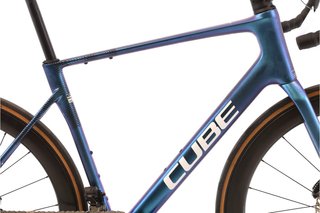 Bicicleta Cube Attain C:62 SLT Di2 12V t.56 Reacondicionada