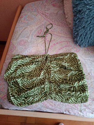 Top H&M verde estampado cebra