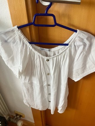 Camiseta Blanca con Botones