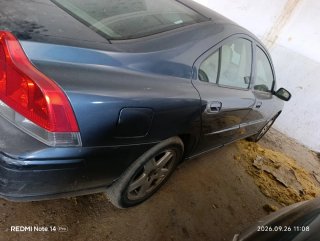 Despiece Volvo S60 D5 163CV siniestro piezas
