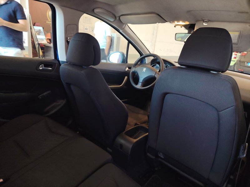 Peugeot 308 SW 1.6 HDI Confort 2009, foto 8