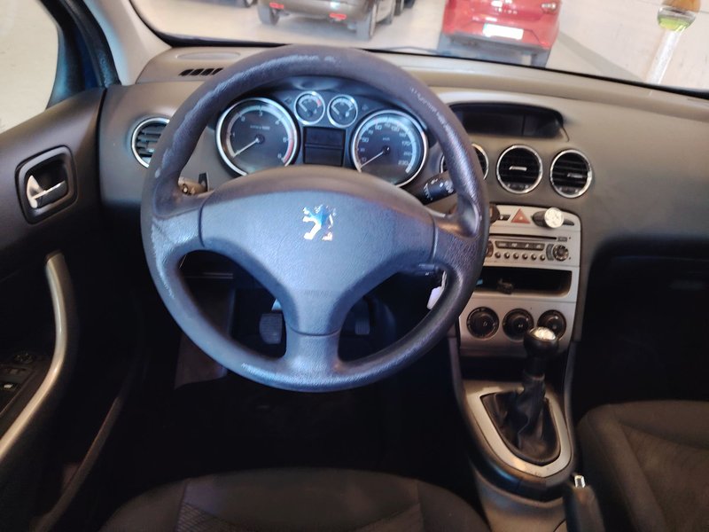Peugeot 308 SW 1.6 HDI Confort 2009, foto 10