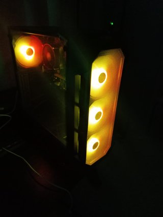 PC Gaming con Iluminación RGB