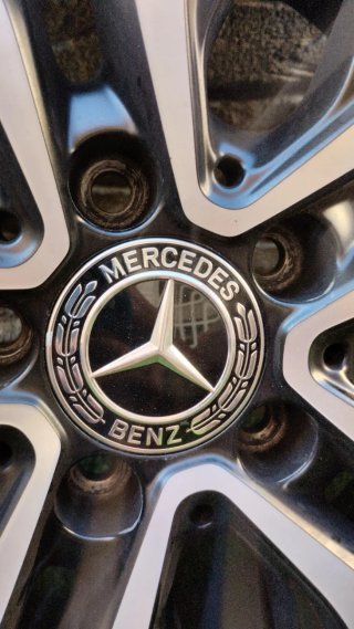 Llantas Mercedes CLA + Dunlop