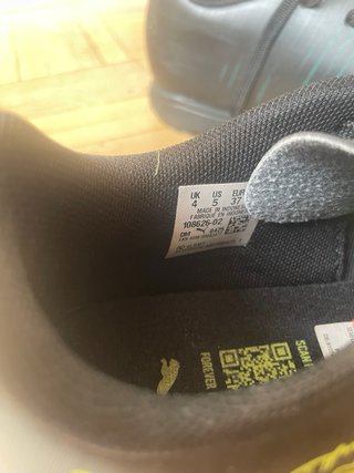 Botas de fútbol Puma multitaco Talla 37