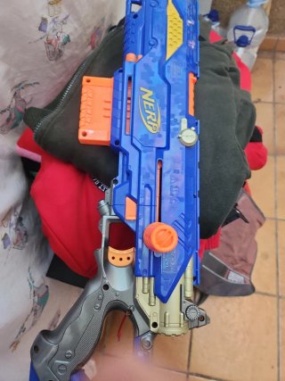 Pistola de juguete Nerf grande