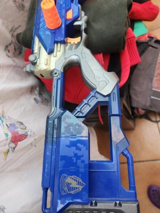 Pistola de juguete Nerf grande