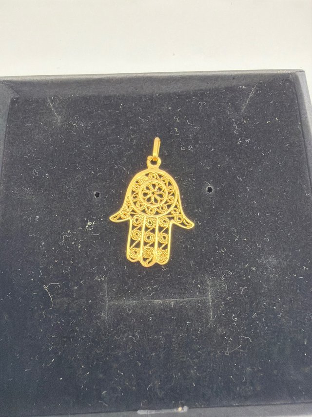 Colgante Oro 18k Mano de Fátima