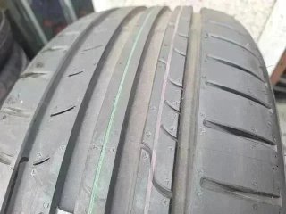 215 55 R16 97W Dunlop - 1 neumático km.0
