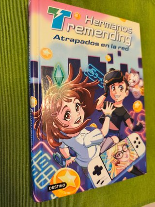 Libro Hermanos Tremending Atrapados en la red