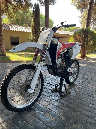Yamaha YZ 400 F