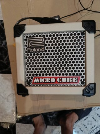 Amplificador Roland Micro Cube