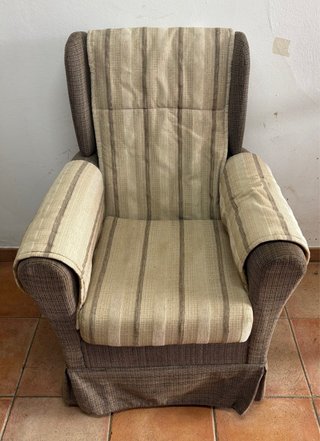 Conjunto de Sofá y Dos Butacas
