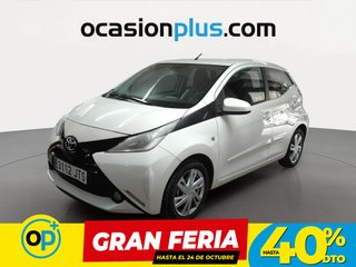 Toyota Aygo 1.0 70 x-play 51 kW (69 CV)