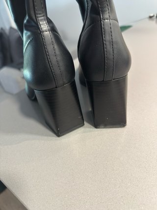 Botines Stradivarius Negros Tacón