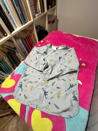 Babero Impermeable con Mangas