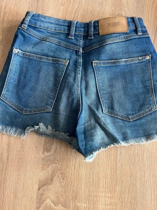 Pantalón corto vaquero Zara