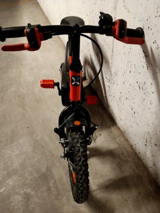 Bici BTWIN 14" de 3 a 5 años(incluye ruedines)