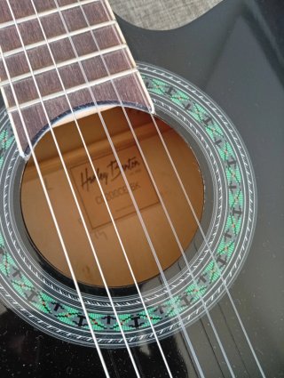 Guitarra Electroacústica Harley Benton CG200CE BK