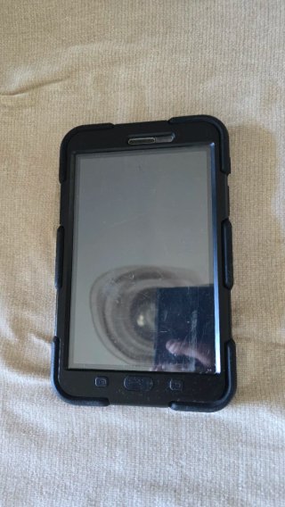 Samsung Galaxy Tab 4 Rugerizada SM-T230 Negra