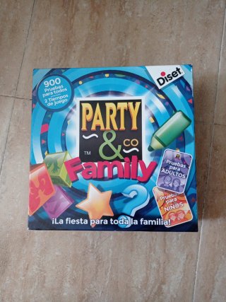 Juego de mesa Party & Co Family de Diset