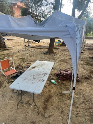2 carpas de jardin, una nueva y otra para reparar