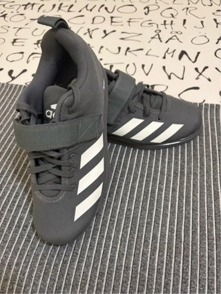 Deportivas Adidas Powerlifter