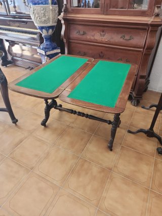 Mesa Auxiliar Antigua de Raíz
